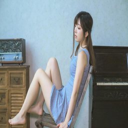 探讨六十路の高龄熟女的社会地位：从传统到现代的角色转变
